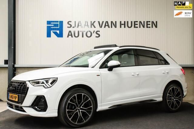 Mythos zwart metallic Gebruikt 2019 Audi Q3 S-Line SUV | € 38.949 (Duur) - Afbeelding 1/4