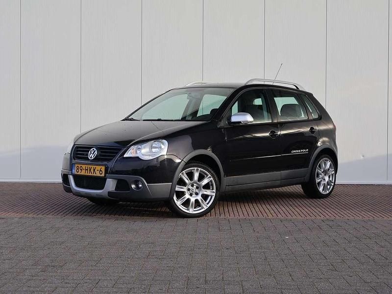 Zwart Gebruikt 2009 VW Polo Cross Hatchback | € 6.999 (Iets duurder) - Afbeelding 1/4