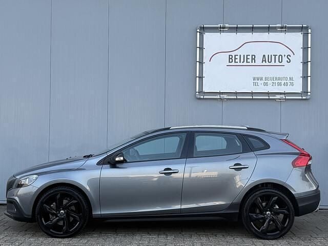 Occasion Volvo V40 154 PK (113 kW) 2017 Grijs Hatchback