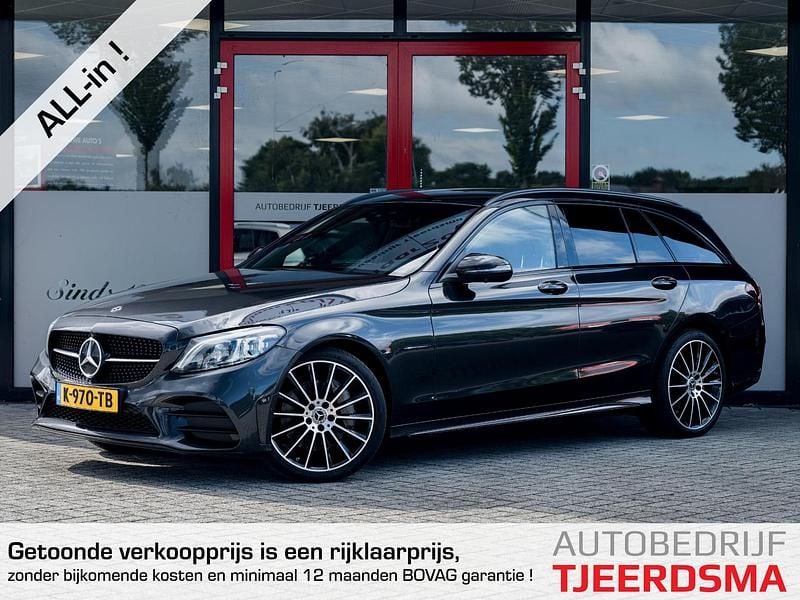 Grijs Gebruikt 2021 Mercedes C300 AMG Stationwagen | € 26.950 (Goede deal) - Afbeelding 1/4