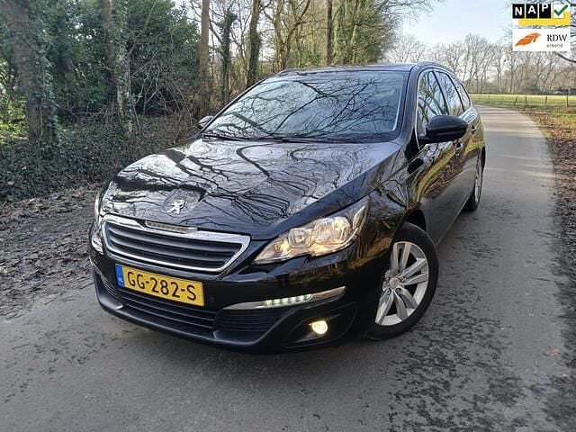 Zwart Occasion 2015 Peugeot 308 SW Stationwagen | € 4.750 (Goede deal) - Afbeelding 1/4