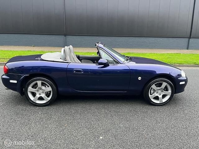 Zilver Occasion 2004 Mazda MX5 Cabriolet | € 8.550 (Eerlijke prijs) - Afbeelding 1/4
