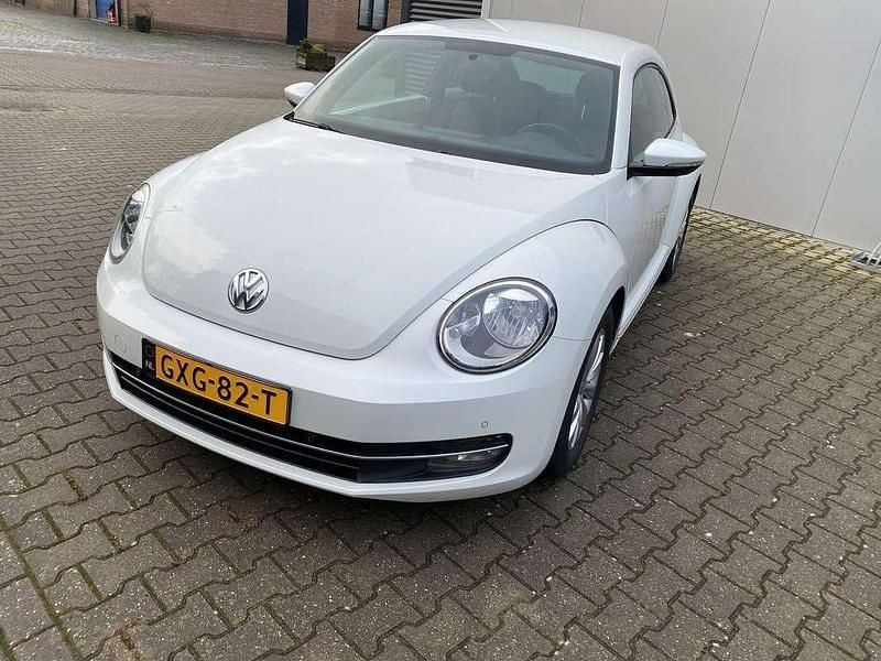Wit Gebruikt 2014 VW Beetle Design Hatchback | € 7.900 (Super prijs) - Afbeelding 1/4
