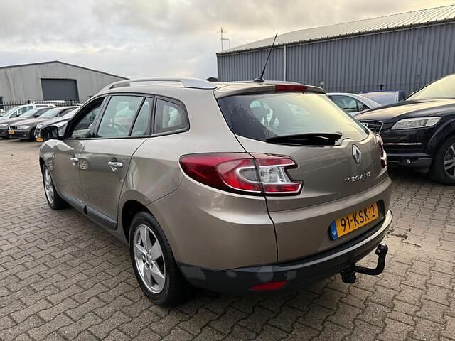 Occasion Renault Mégane GrandTour Dynamique 110 PK (80 kW) 2010 Beige Stationwagen