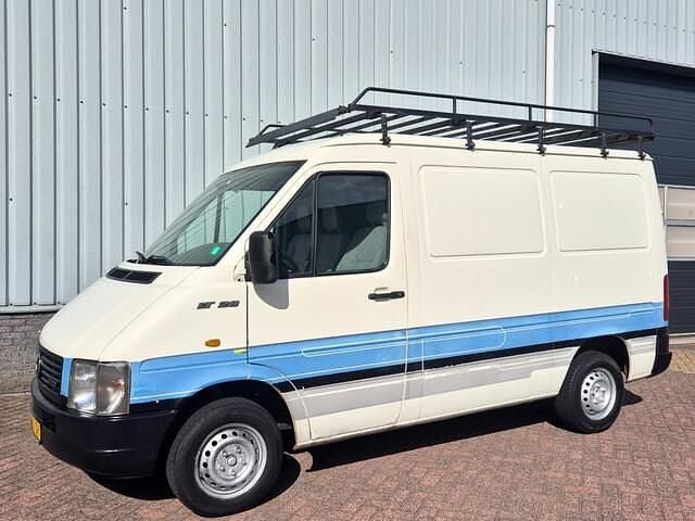 Wit Gebruikt 2002 VW LT Van | € 2.995 (Eerlijke prijs) - Afbeelding 1/4