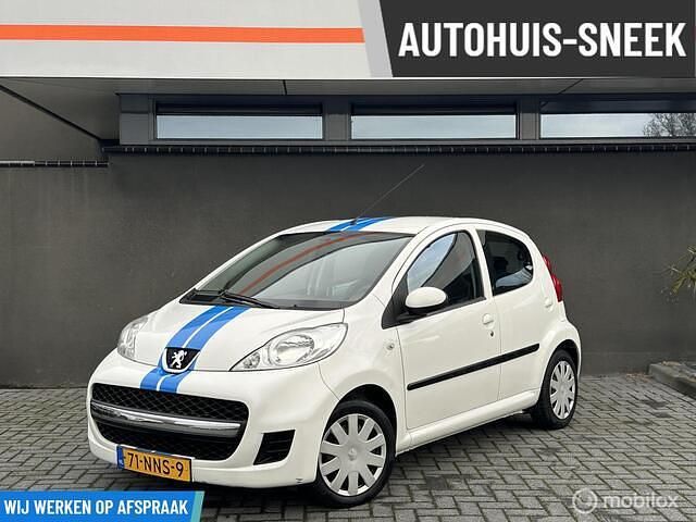 Wit Gebruikt 2010 Peugeot 107 Hatchback | € 3.950 (Eerlijke prijs) - Afbeelding 1/4