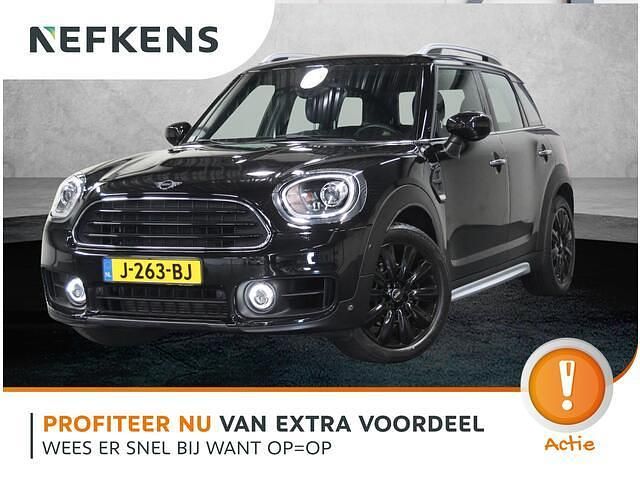 Zwart Gebruikt 2020 Mini Cooper Countryman Pepper SUV | € 23.820 (Eerlijke prijs) - Afbeelding 1/4