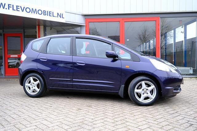 Occasion Honda Jazz Trend 90 PK (66 kW) 2009 Paars Hatchback