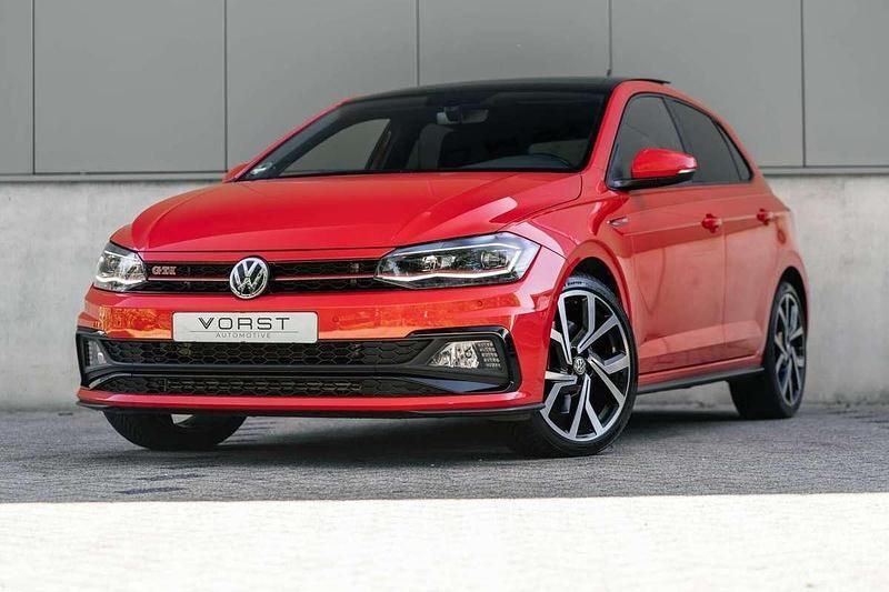Rood Gebruikt 2018 VW Polo Beats Hatchback | € 22.950 (Eerlijke prijs) - Afbeelding 1/4