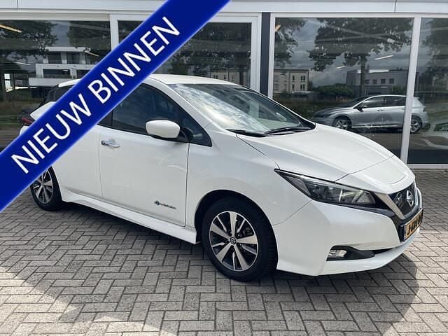 Wit Gebruikt 2020 Nissan Leaf Acenta Hatchback | € 10.950 (Goede deal) - Afbeelding 1/4