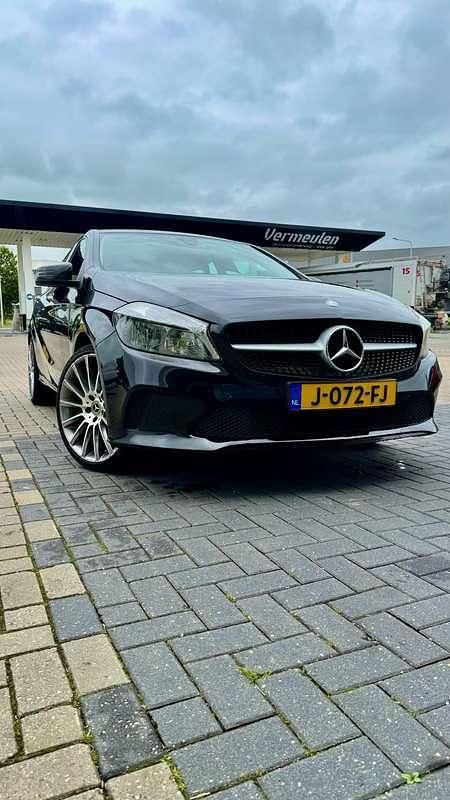 Zwart Gebruikt 2016 Mercedes A160 Stationwagen | € 11.750 (Eerlijke prijs) - Afbeelding 1/4