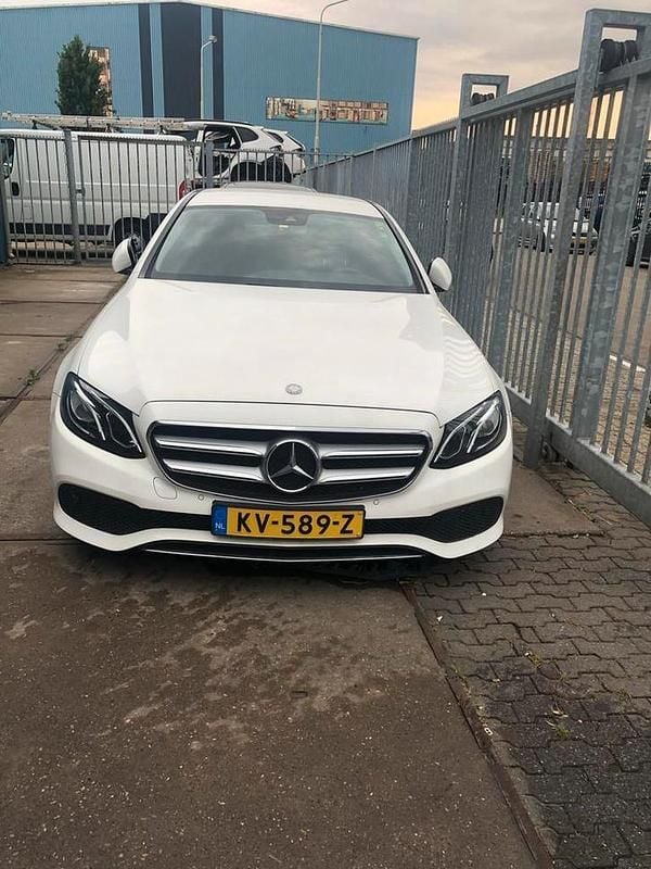 Occasion 2016 Mercedes E350 | € 11.500 - Afbeelding 1/3