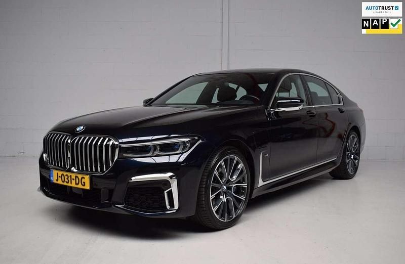 Zwart Gebruikt 2020 BMW 745e Executive Sedan | € 54.945 (Super prijs) - Afbeelding 1/4