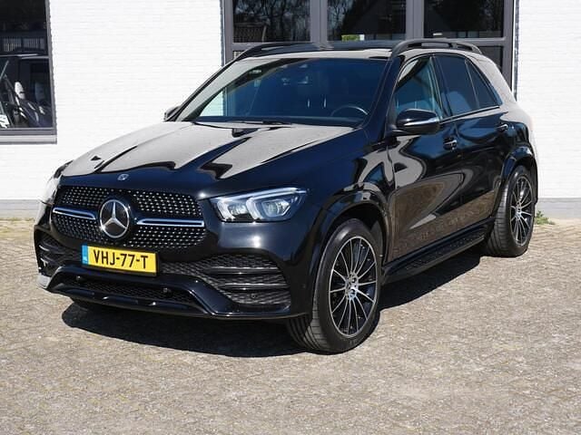 Zwart Gebruikt 2020 Mercedes GLE400 AMG Van | € 47.500 - Afbeelding 1/4