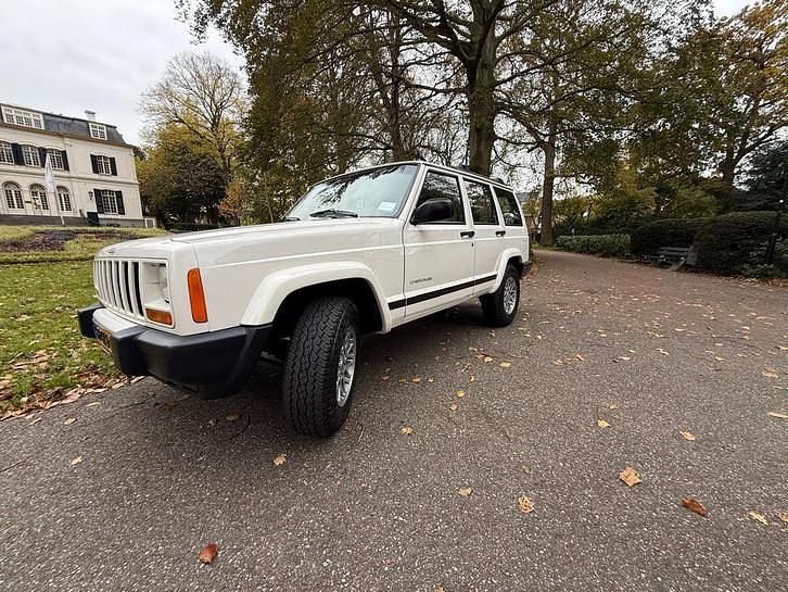 Gebruikt 2001 Jeep Cherokee SUV | € 12.995 (Eerlijke prijs) - Afbeelding 1/4