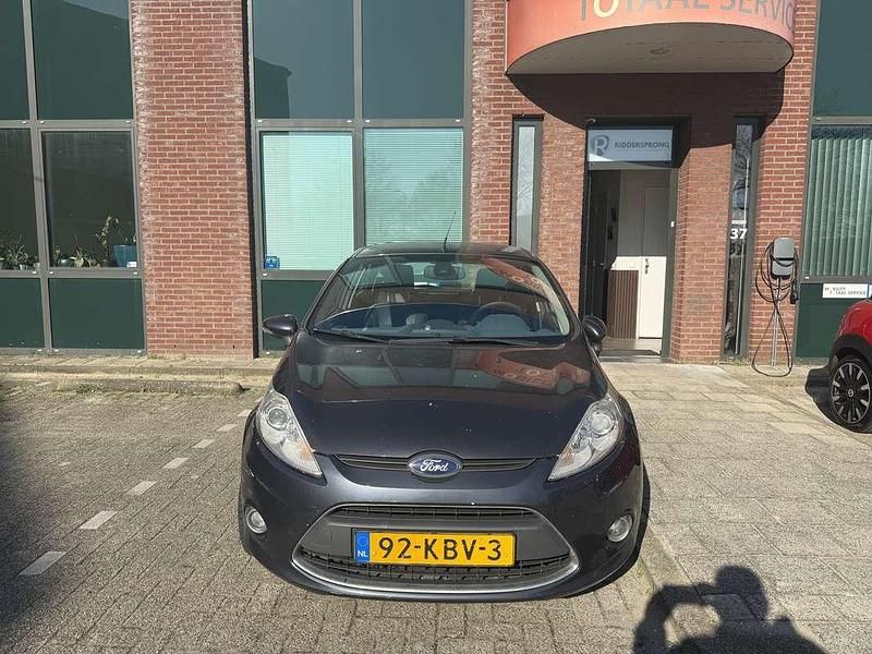 Occasion Ford Fiesta Ghia 97 PK (71 kW) 2009 Grijs Hatchback