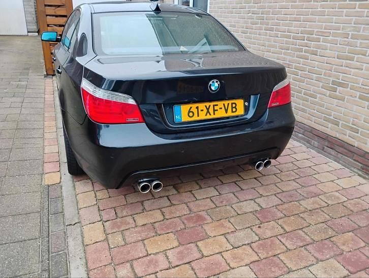 Gebruikt 2007 BMW 550 | € 12.500 - Afbeelding 1/4