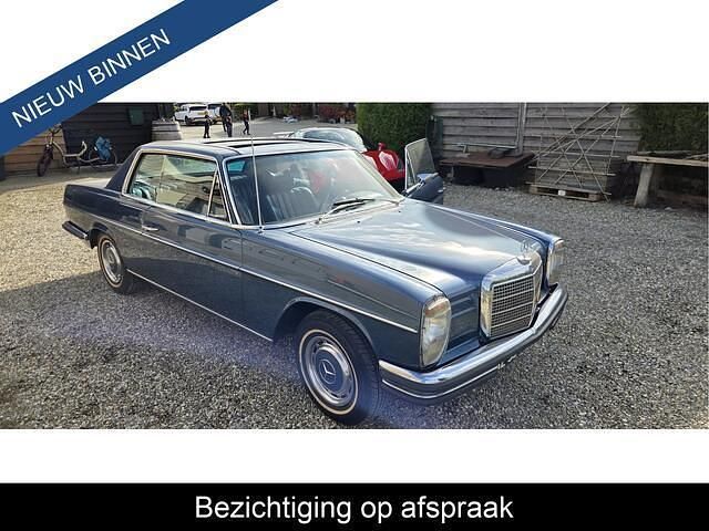 Blauw Occasion 1969 Mercedes 250 | € 22.500 - Afbeelding 1/4