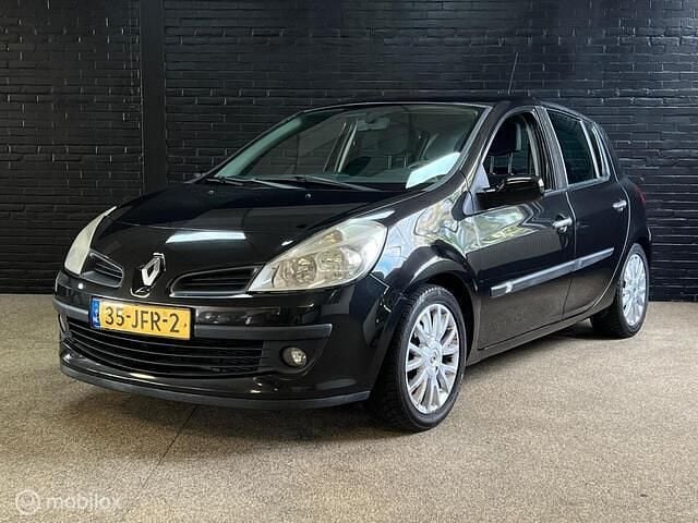Occasion Renault Clio II Collection 75 PK (55 kW) 2009 Zwart Hatchback