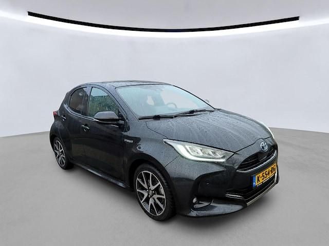 Occasion Toyota Yaris Hybrid Executive 2021 Zwart Hatchback