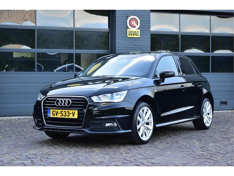 Zwart Gebruikt 2015 Audi A1 Hatchback | € 13.950 (Iets duurder) - Afbeelding 1/4