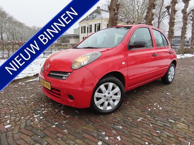 Rood Occasion 2007 Nissan Micra Visia Hatchback | € 3.950 (Eerlijke prijs) - Afbeelding 1/4