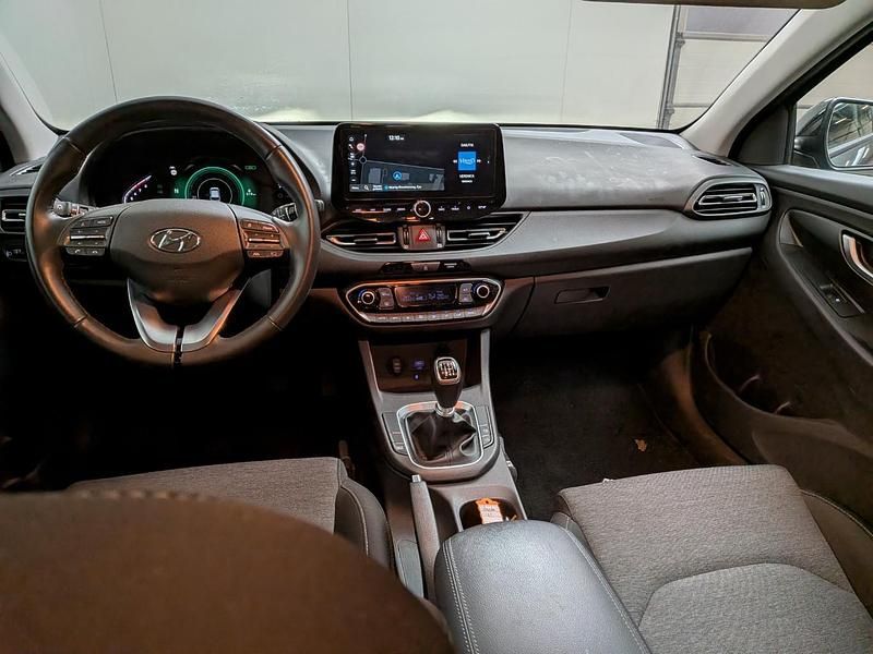 Occasion Hyundai i30 Comfort 120 PK (88 kW) 2023 Grijs (parellak) Stationwagen