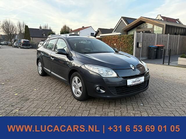 Occasion Renault Mégane GrandTour Dynamique 90 PK (66 kW) 2010 Grijs Stationwagen