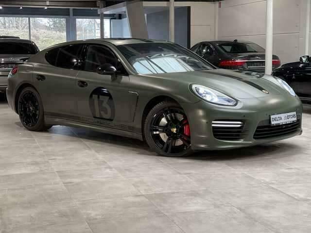 Zwart Gebruikt 2013 Porsche Panamera Turbo Sedan | € 43.950 - Afbeelding 1/4