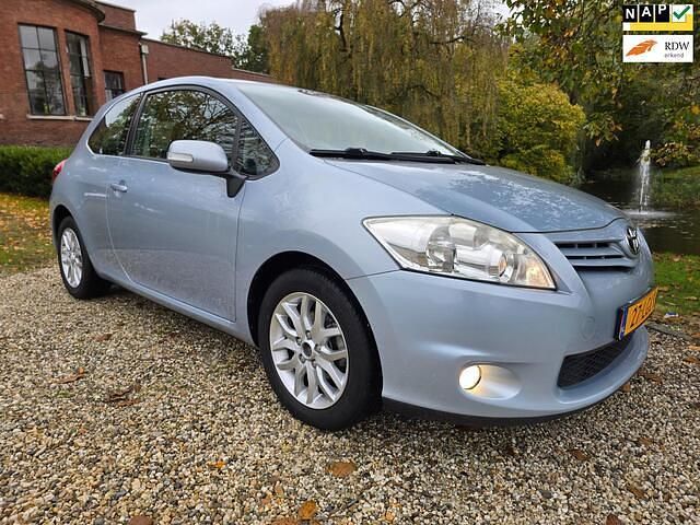 Blauw Gebruikt 2010 Toyota Auris Hatchback | € 7.499 (Eerlijke prijs) - Afbeelding 1/4