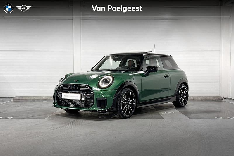Occasion Mini Cooper 204 PK (150 kW) 2025 British racing green Hatchback