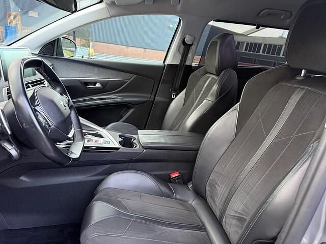 Occasion Peugeot 5008 Allure 131 PK (96 kW) 2018 Grijs SUV