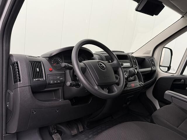 Occasion Opel Movano 143 PK (105 kW) 2023 Wit Van