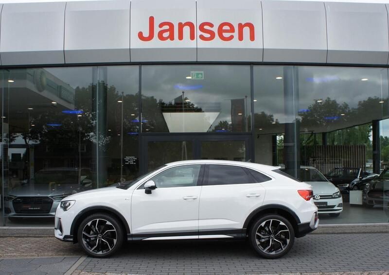 Wit Gebruikt 2021 Audi Q3 SUV | € 51.900 - Afbeelding 1/4
