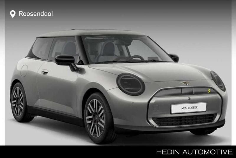 Grijs Occasion 2025 Mini Cooper SE Comfort Hatchback | € 33.880 (Goede deal) - Afbeelding 1/3