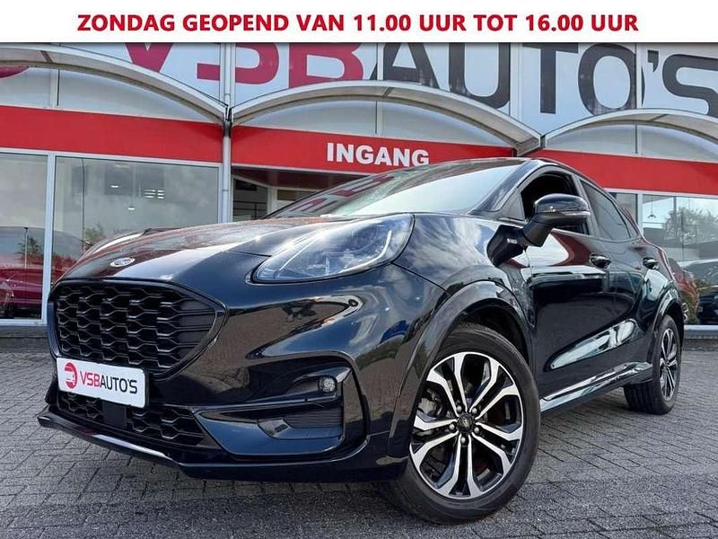 Zwart Gebruikt 2021 Ford Puma Gen-E ST-Line SUV | € 18.450 (Goede deal) - Afbeelding 1/4