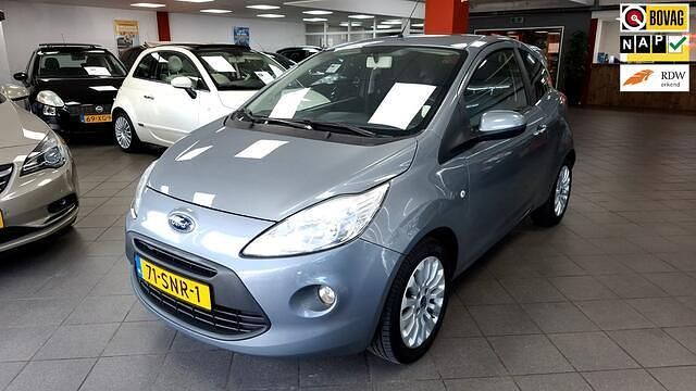 Grijs Gebruikt 2011 Ford Ka Titanium X Hatchback | € 3.850 (Eerlijke prijs) - Afbeelding 1/4