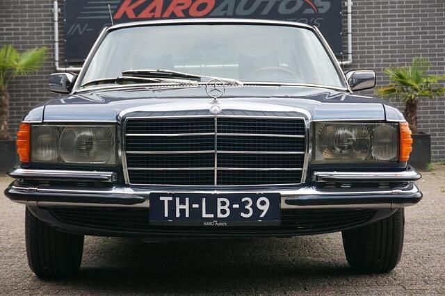 Blauw Gebruikt 1975 Mercedes S280 SE Sedan | € 15.950 - Afbeelding 1/4