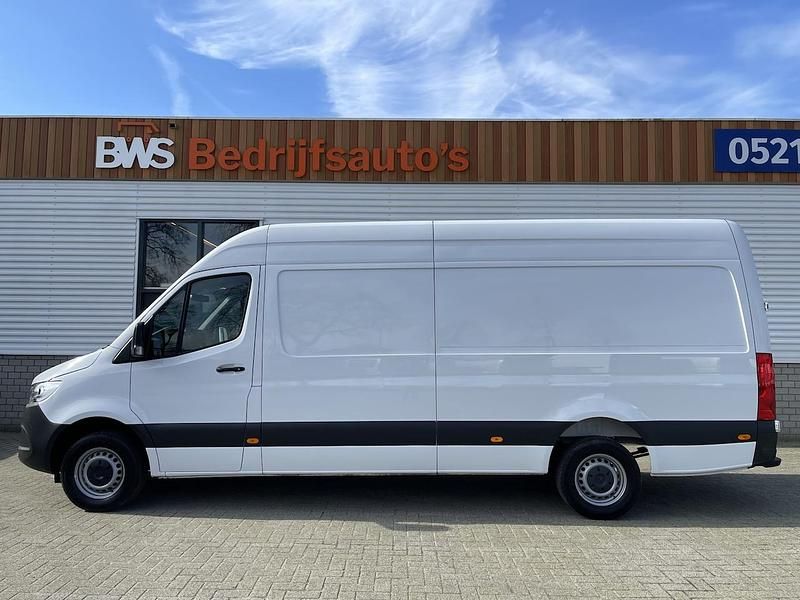 Wit Occasion 2022 Mercedes Sprinter Van | € 33.950 (Super prijs) - Afbeelding 1/4