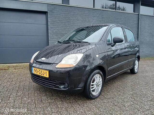 Zwart Occasion 2008 Chevrolet Matiz Hatchback | € 1.799 (Eerlijke prijs) - Afbeelding 1/4