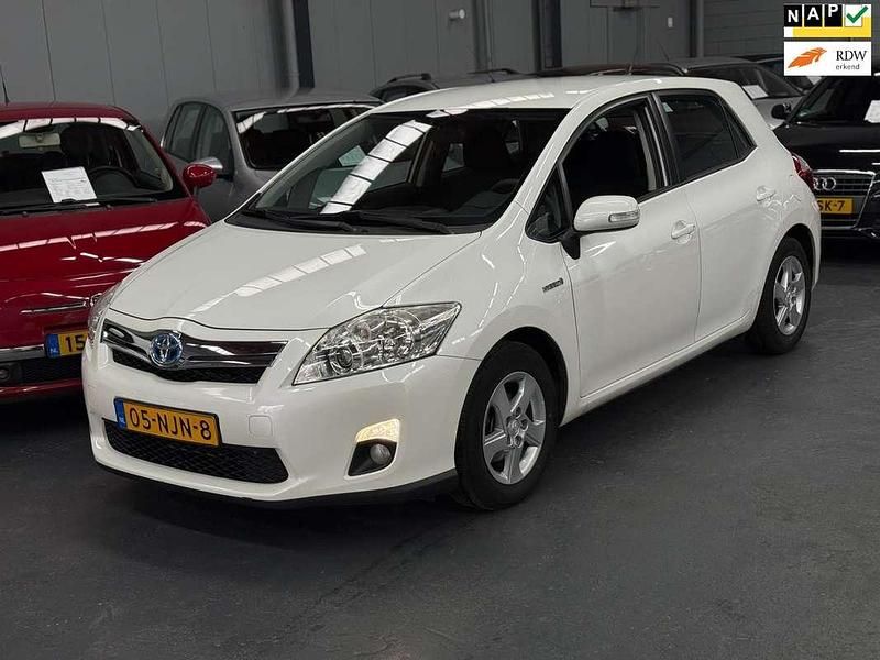 Wit Gebruikt 2010 Toyota Auris Hybrid Hatchback | € 7.749 (Eerlijke prijs) - Afbeelding 1/4