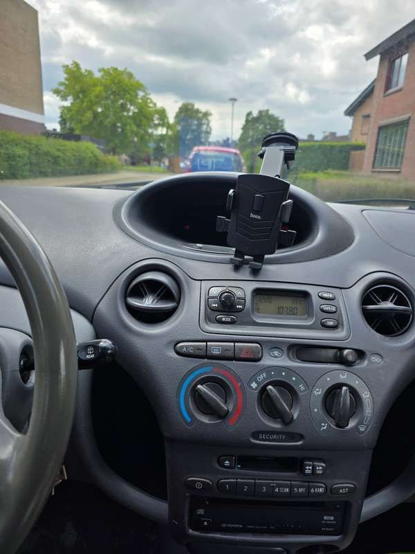 Groen Gebruikt 1999 Toyota Yaris Terra Hatchback | € 700 (Iets duurder) - Afbeelding 1/4