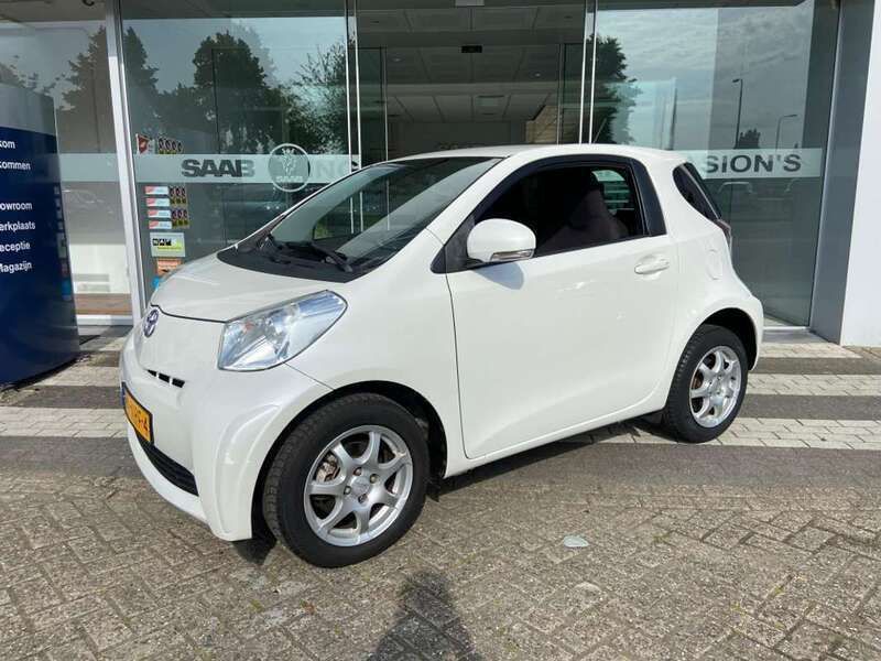 Wit Gebruikt 2010 Toyota iQ Comfort Hatchback | € 3.950 (Super prijs) - Afbeelding 1/4