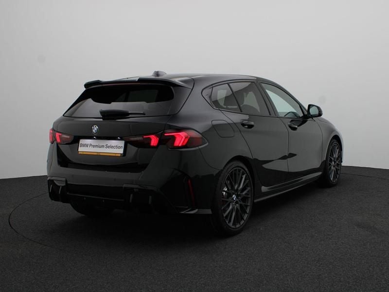 Occasion BMW 120 Comfort Edition 170 PK (125 kW) 2026 Zwart Hatchback