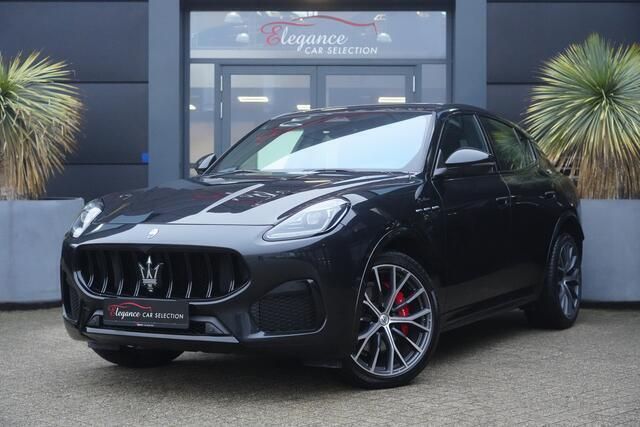 Zwart, metallic lak Gebruikt 2023 Maserati Grecale SUV | € 84.950 - Afbeelding 1/4