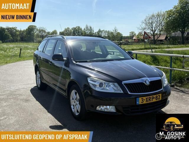 Zwart Gebruikt 2009 Skoda Octavia Ambition Stationwagen | € 4.899 (Eerlijke prijs) - Afbeelding 1/4