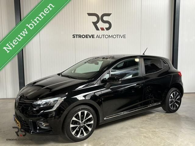 Zwart Gebruikt 2021 Renault Clio V Zen Hatchback | € 12.950 (Goede deal) - Afbeelding 1/4