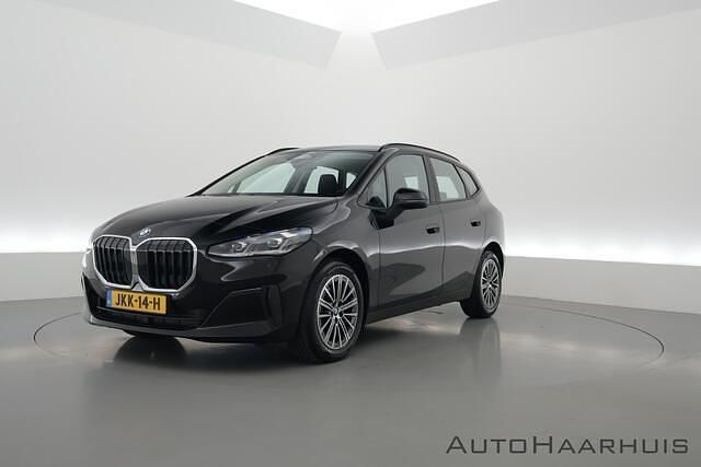 Zwart Occasion 2022 BMW 220 Stationwagen | € 31.800 (Goede deal) - Afbeelding 1/3