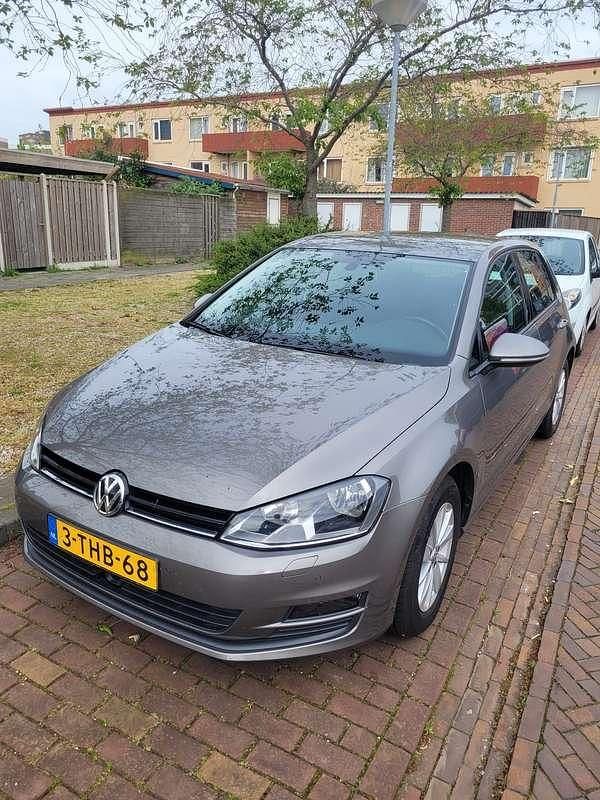 Gebruikt 2014 VW Golf VII Comfortline Sedan | € 8.200 (Goede deal) - Afbeelding 1/4