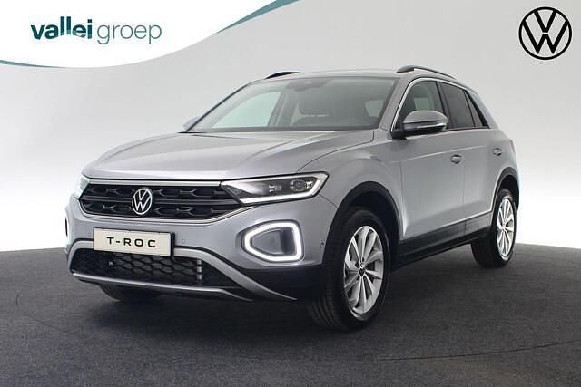 Zilver Nieuw 2025 VW T-Roc Edition SUV | € 44.320 - Afbeelding 1/4